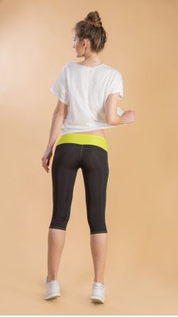 Спортивные леггинсы расшитые, со вставкой, цвет: черные с желтым