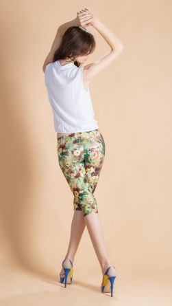 Легинсы с цветочками, цвет: зеленый